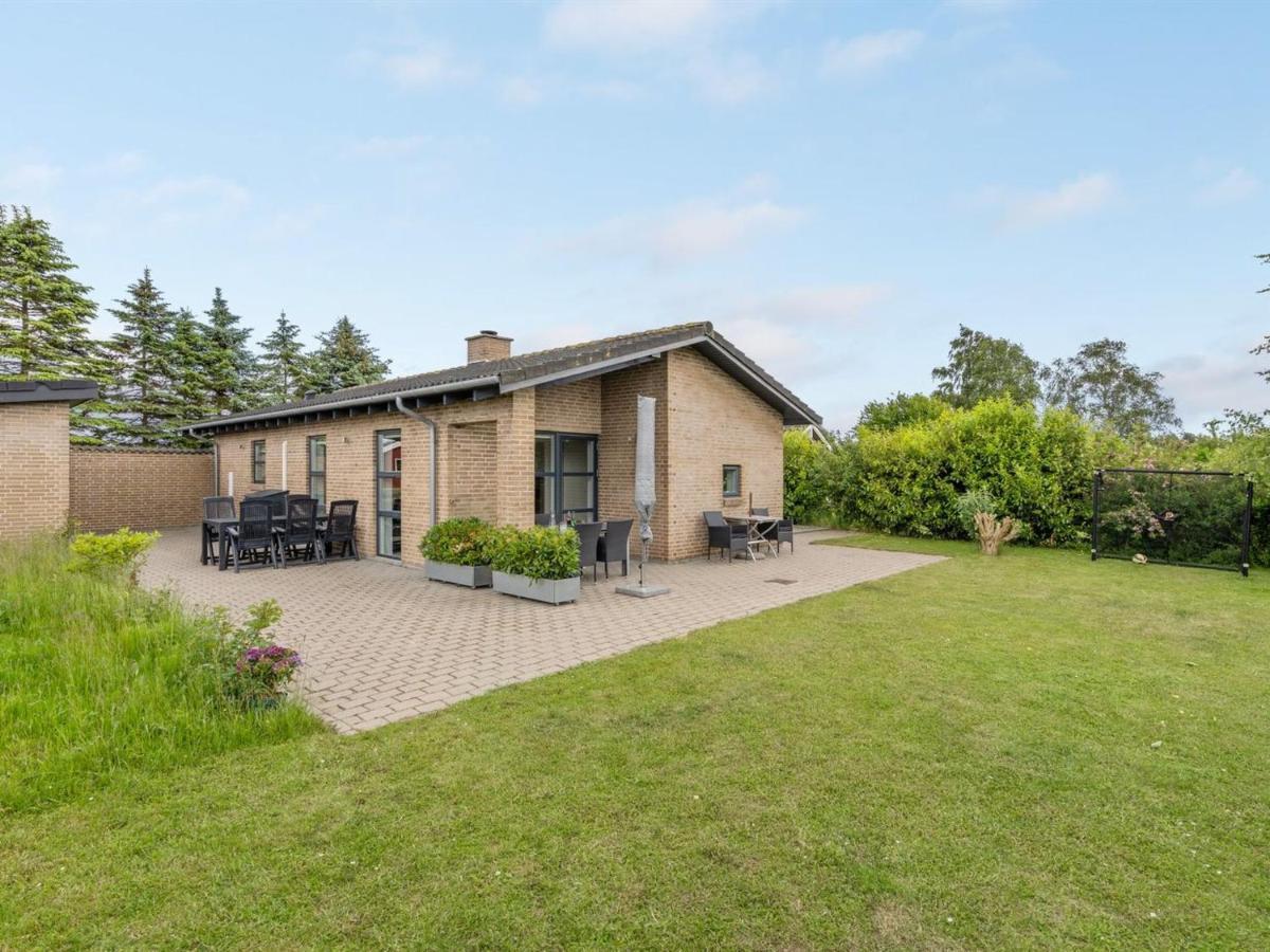 Holiday Home Evangelia - 1-2Km From The Sea In Lolland- Falster And Mon By Interhome Bogø By Екстериор снимка